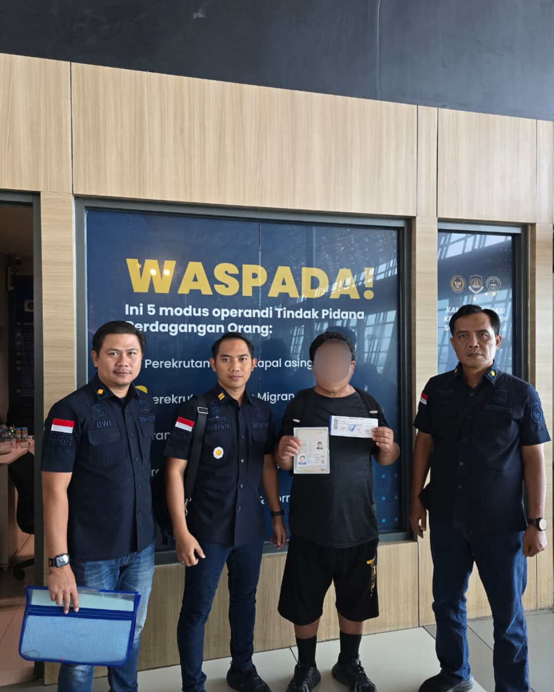 Imigrasi Cilacap Depotrasi WNA Asal Taiwan